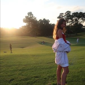 Meet your Posher, Julia